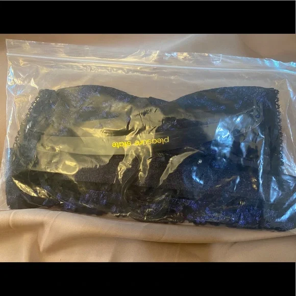 Pleasure State Miko Miyuki Soft Cup Bra Black Aurora - Picture 5 of 13